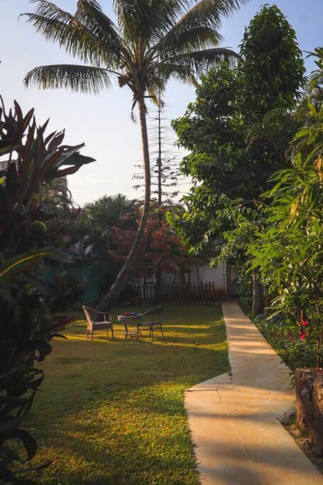Valecha Villa Entire 4Bhkbunglow With 5000 Sq Ft Garden Lonavala Exteriör bild